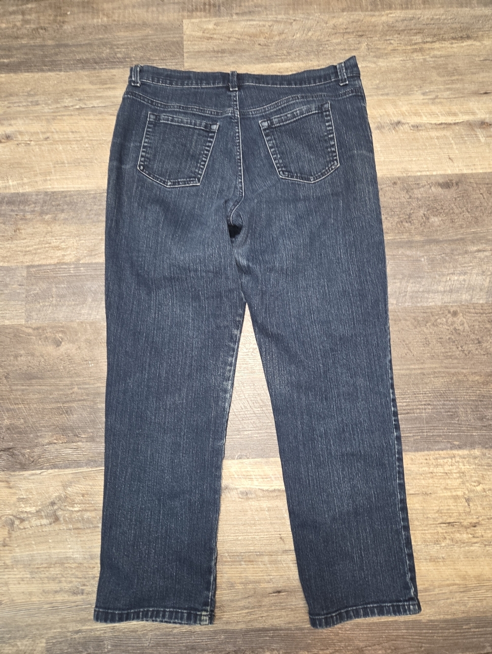 Gloria Vanderbilt Amanda Straight Leg Jeans - Picture 8 of 10